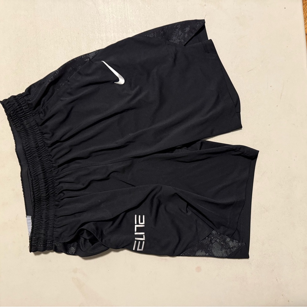 Nike Black Athletic Shorts Elite Design